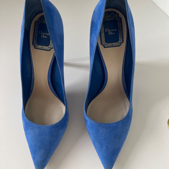 Christian Dior Blue Suede Pointed Heels - Picture 2 of 4